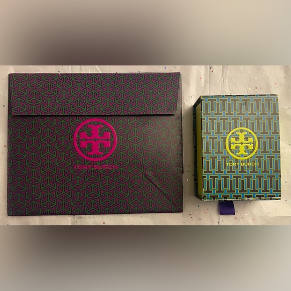 Tory Burch Handbags - Tory Burch Gift Box Set